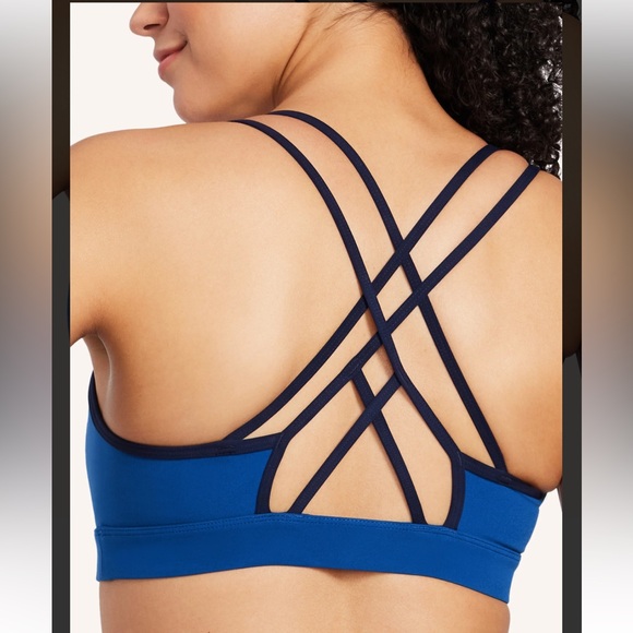 Peloton New Strappy Pop Cadent Bra - Picture 5 of 9